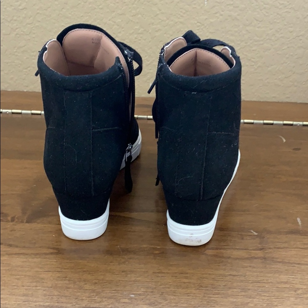 Booties! - Picture 4 of 5